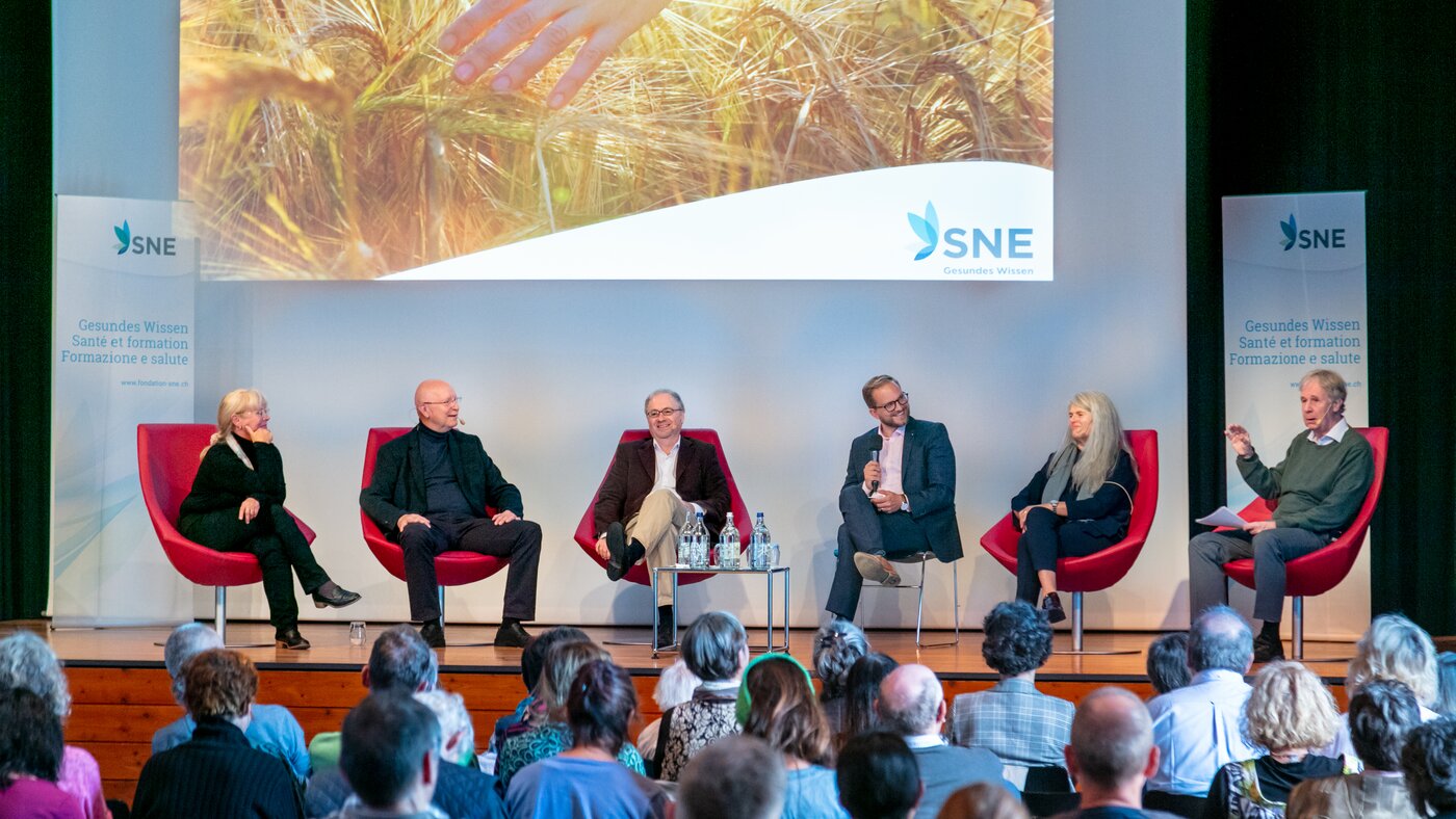 Podiumsdiskussion