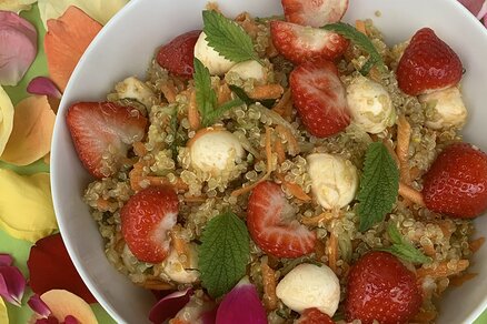 Spring quinoa salad with lemon balm