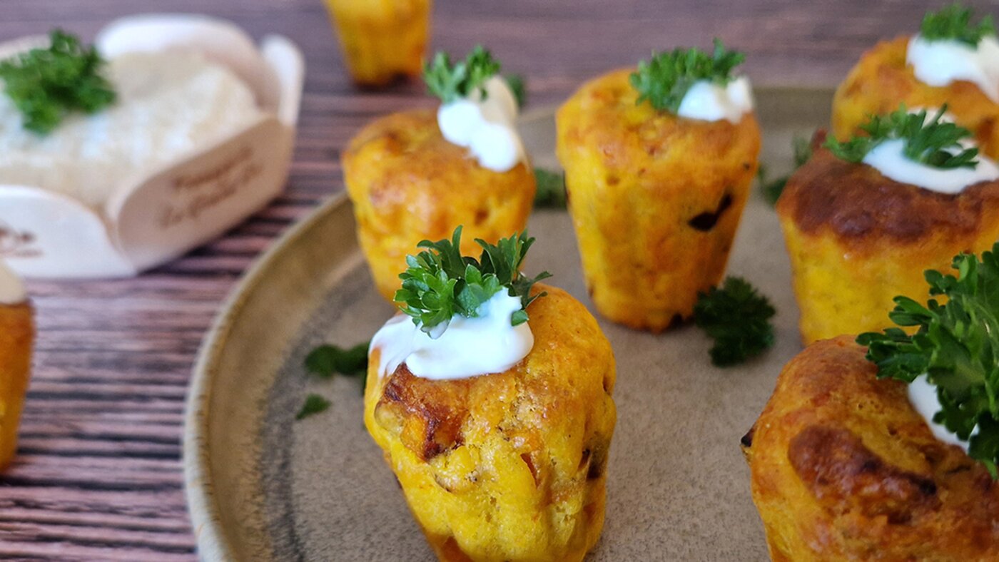 Salzige Safran-Muffins mit Süsskartoffel