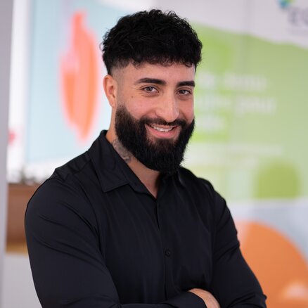 Back office customer advisor Lausanne Raffael Rienzo